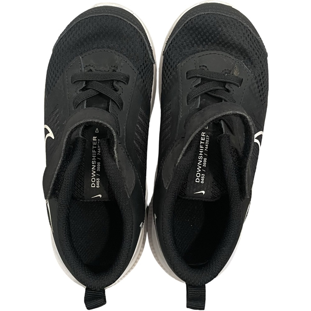 EUC Nike Toddler Size 10 Downshifter Black/White Sneakers- Worn Once! - Picture 2 of 4